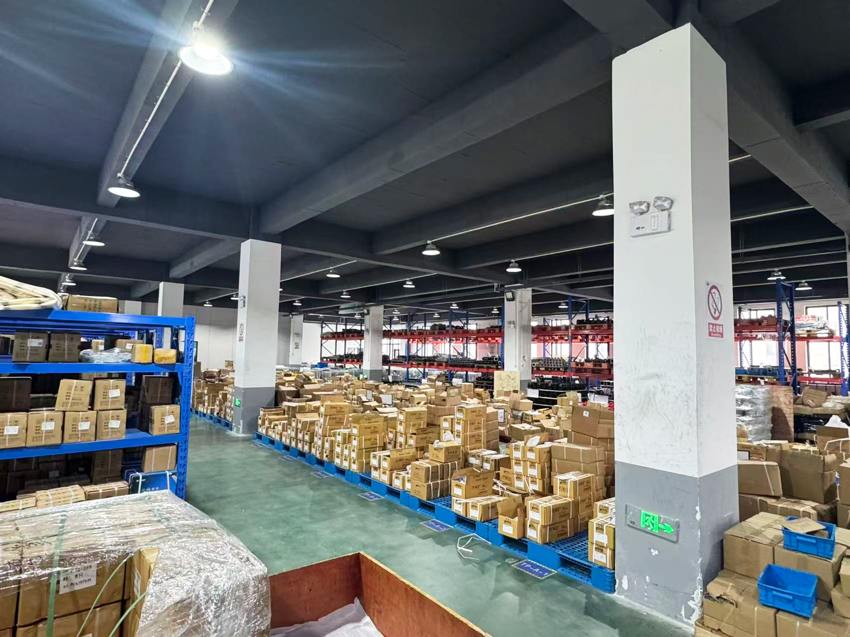 Hydraulic PTO factory Shipping Warehouse - Green Hydraulic Hydraulic PTO factory Shipping Warehouse - Green Hydraulic