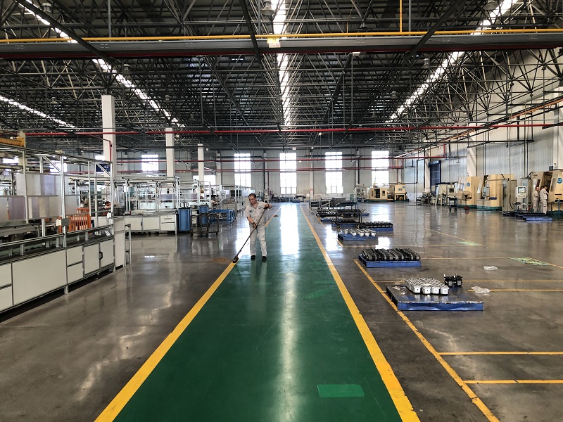 Unedited footage of the Green Hydraulic Factory2