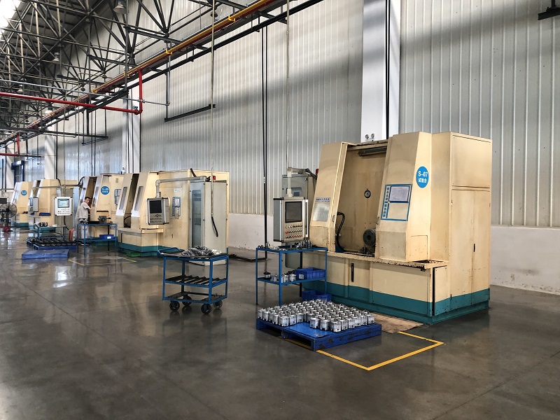 Unedited footage of the Green Hydraulic Factory3